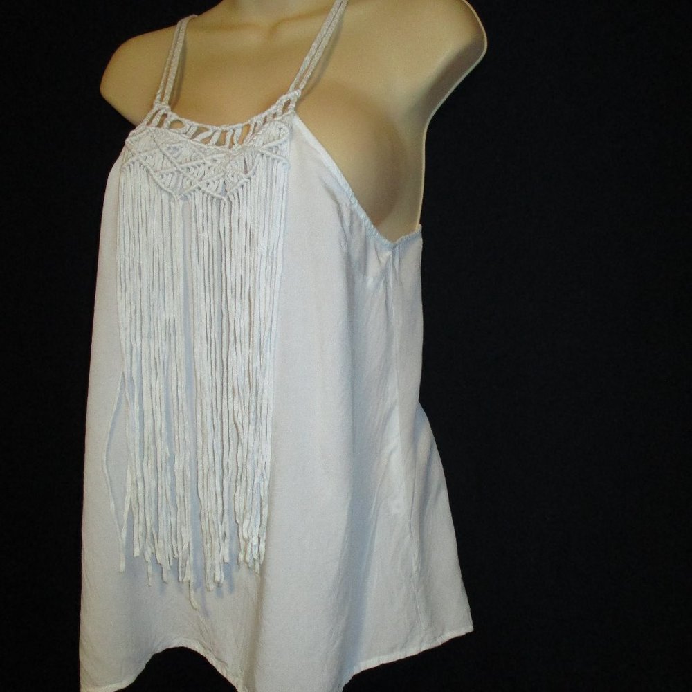 Dizzy Lizzy White Macrame Fringes Halter Top - Picture 7 of 12